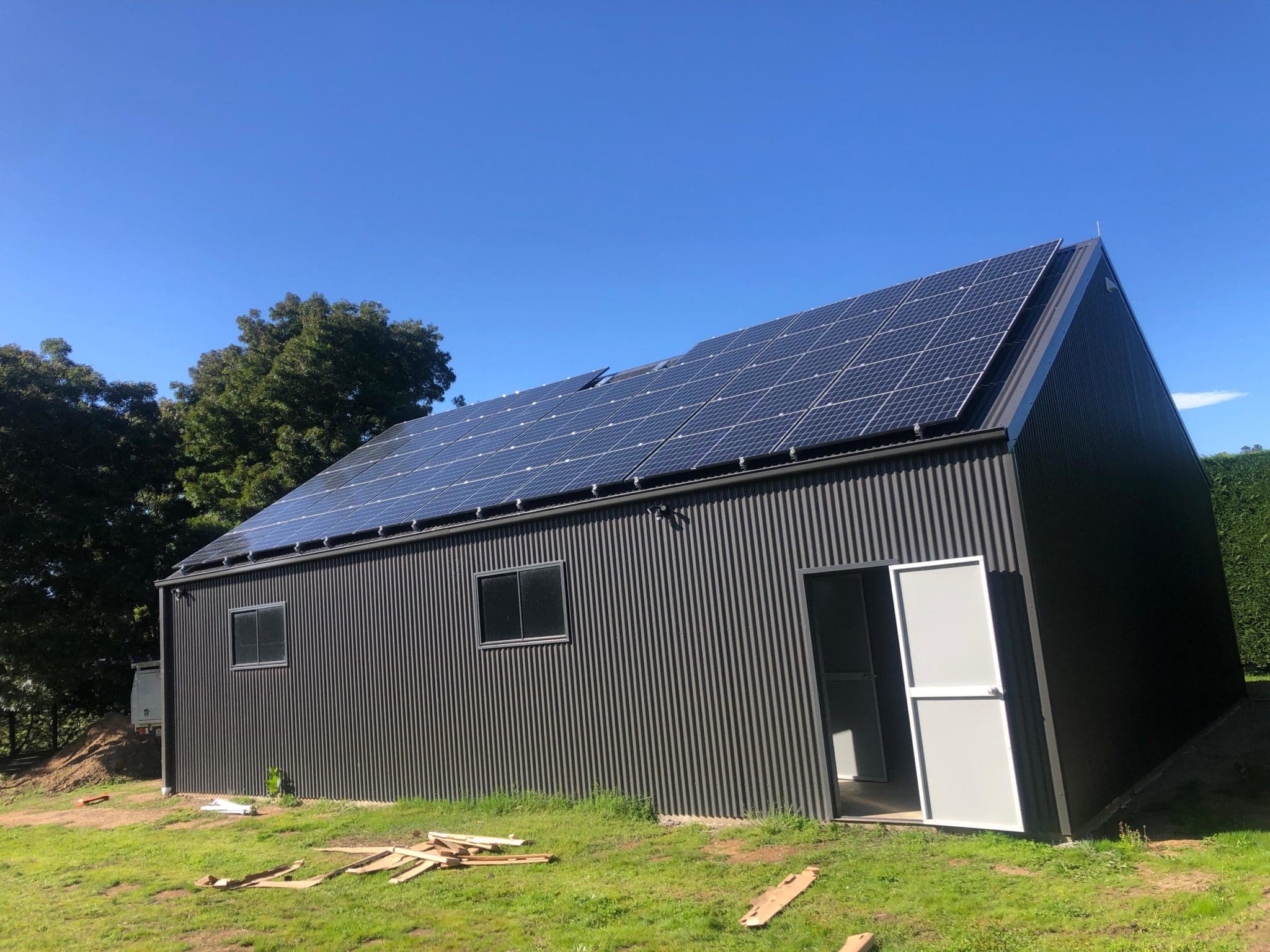 Moss Vale 34 x 330Watt Jinko Solar Half Cell Percium Panel Installation on Barn with Fronius Inverters